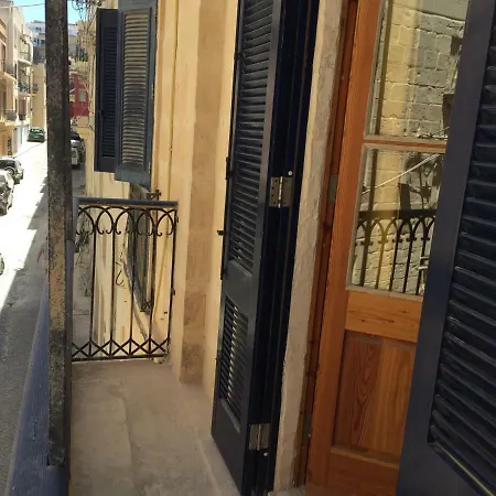 Dar16 - Boutique * Saint Julian's