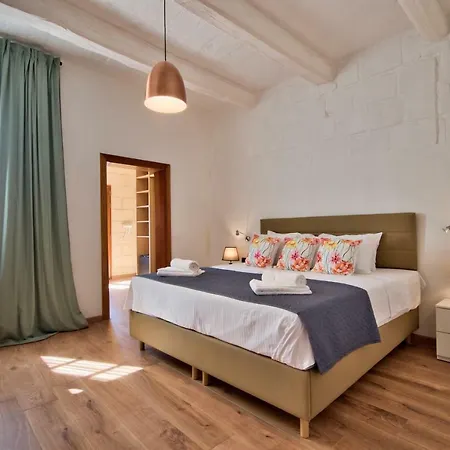 Dar16 - Boutique * Saint Julian's